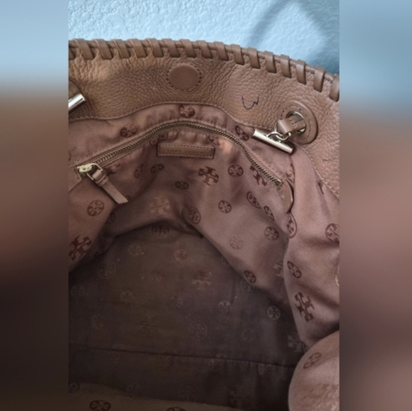 Tory Burch Royal Tan Pebbled Leather Marion East-West Tote Bag - Picture 13 of 14